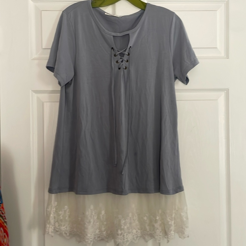 Voice of California Vocal Top Romantic Lace Size Large